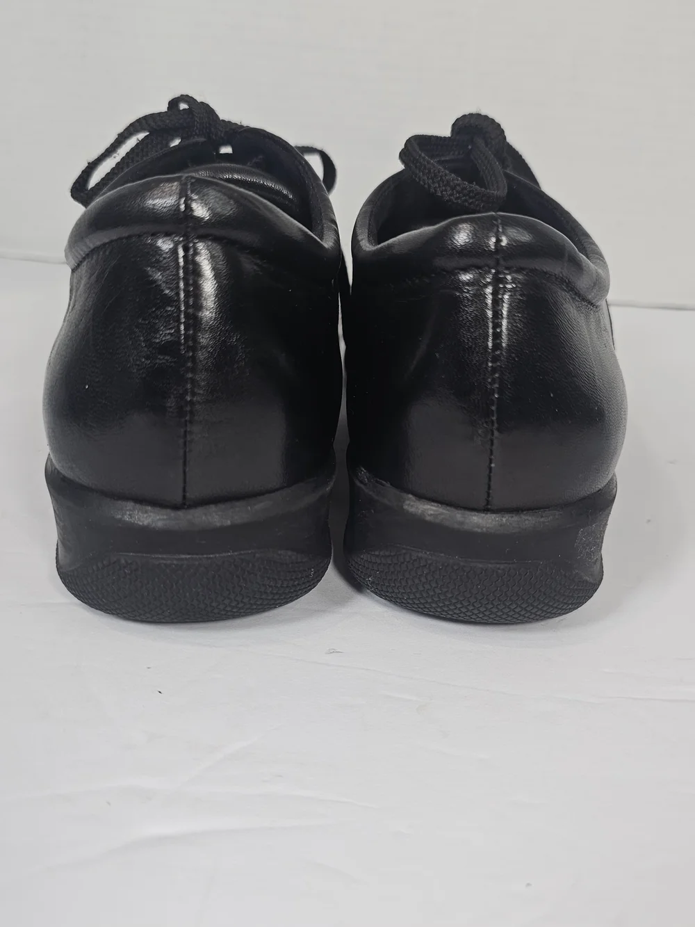 Leather Womens Shoes Soft Walk Topeka  Sneakers Sz 9 M Black Lace Up Comfortable